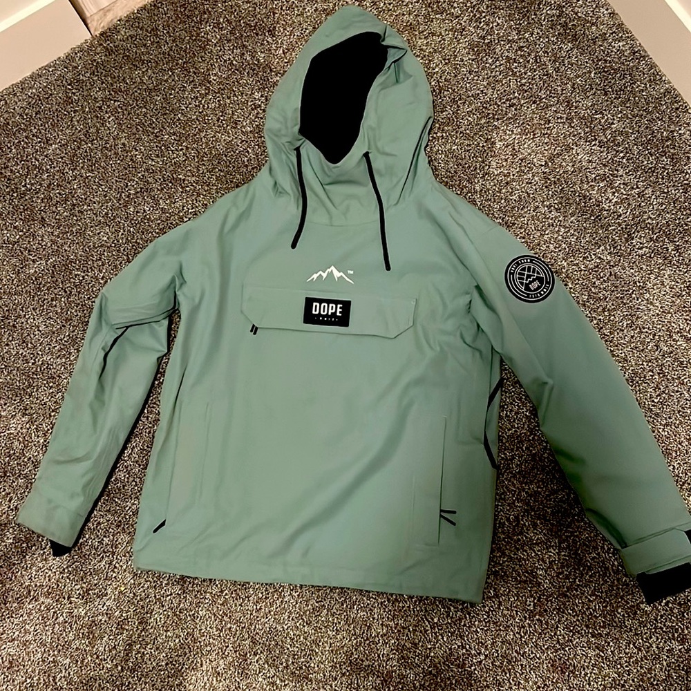 Gentle used size small dope ski/snowboard jacket.